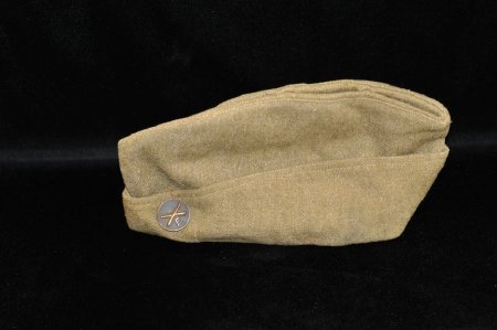 Cap, Garrison